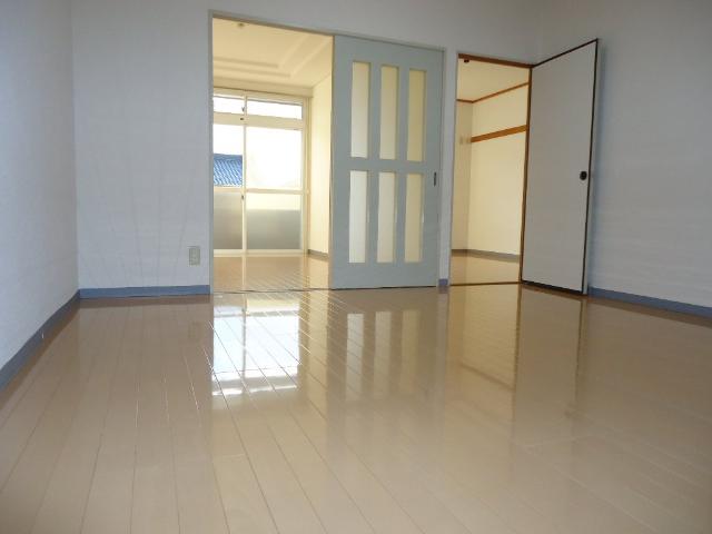 居室・リビング　リビング