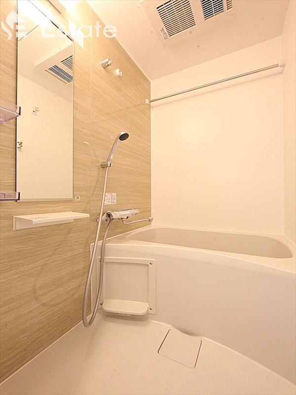 バス・シャワールーム　バスルーム