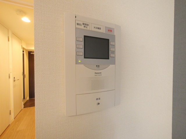 セキュリティ　モニター付きインターホンです