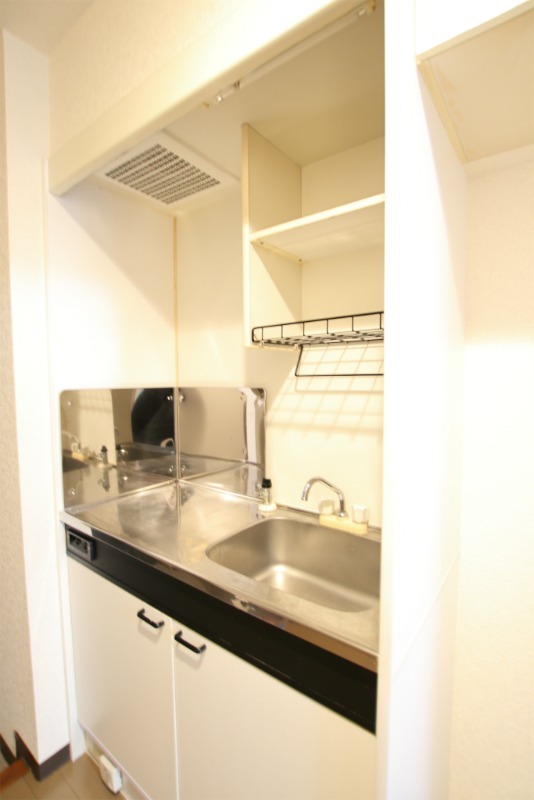 キッチン　シンプルな清潔感のあるキッチンです！