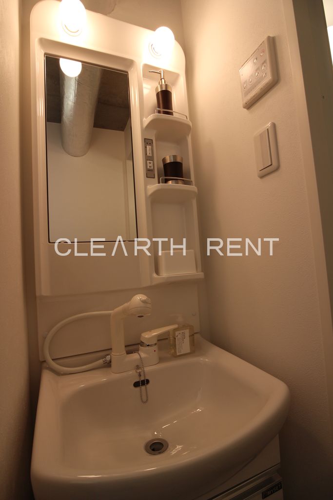 洗面設備　☆ハンドシャワー付き独立洗面台