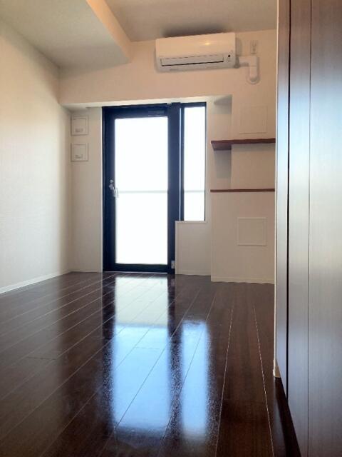 居室・リビング　?