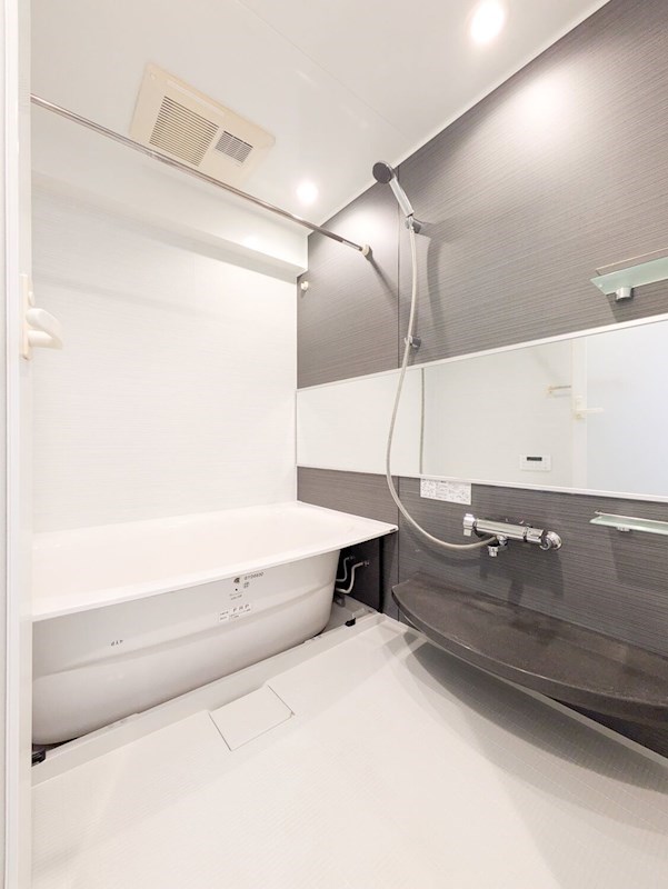 バス・シャワールーム　※反転タイプ