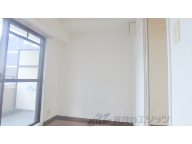 居室・リビング　洋室