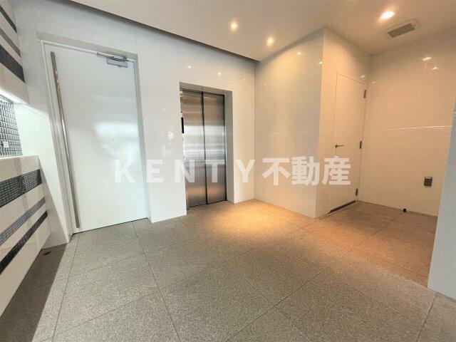 ロビー　落ち着いたロビーです