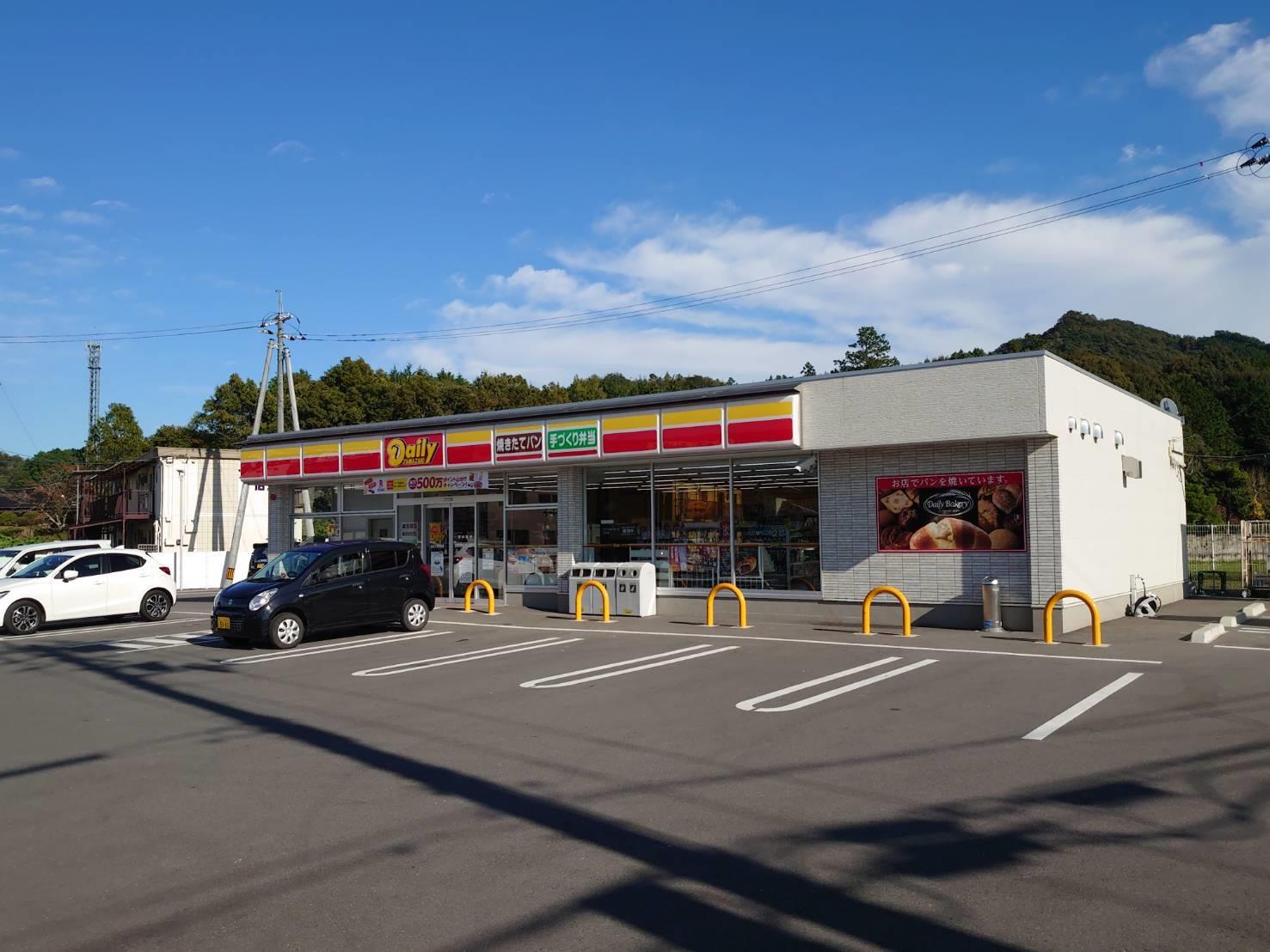 コンビニ　デイリーヤマザキ 山口吉田店（コンビニ）まで86m