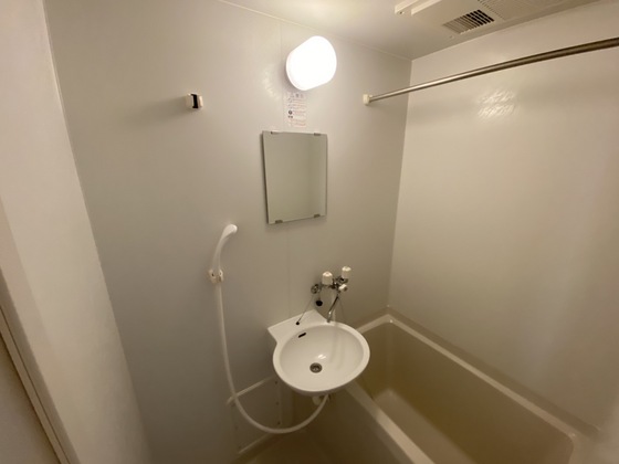 洗面設備　※別部屋の写真です
