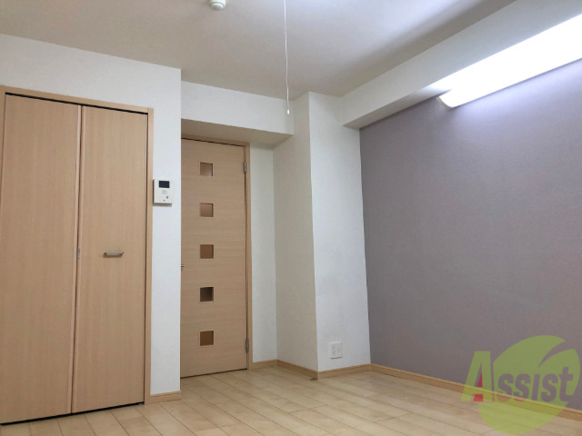 その他部屋・スペース　シングルベッドの置けそうな広さのお部屋ですね。