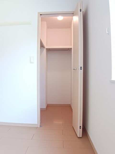 収納　図面と現状に相違がある場合には現状を優先