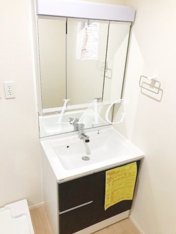 洗面設備　独立洗面台です。