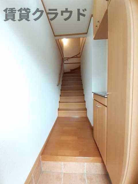 玄関　シンプルで使いやすい玄関です