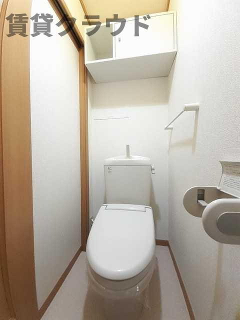トイレ　ゆったりとした空間のトイレです