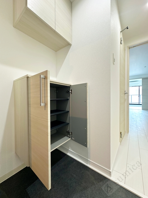 玄関　同施工会社・同仕様・イメージ写真です。