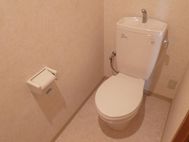 トイレ　清潔感のあるトイレです。
