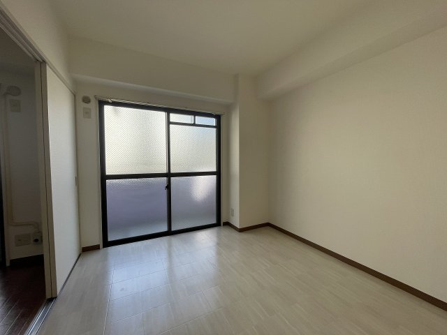 その他部屋・スペース　使い勝手のいい寝室です