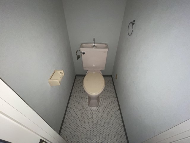 トイレ　シンプルで使いやすいトイレです