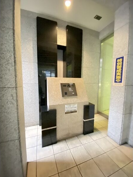 ロビー