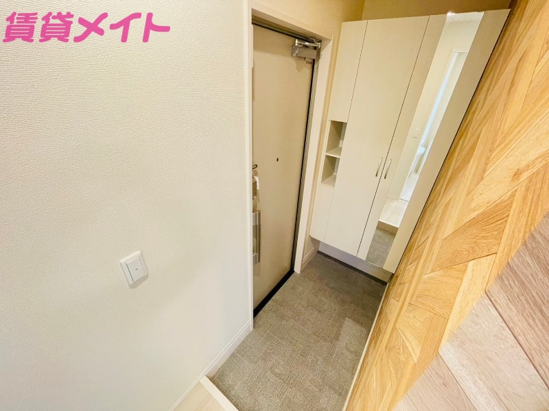 玄関　別部屋参考写真