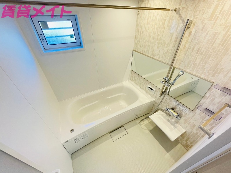 バス・シャワールーム　別部屋参考写真