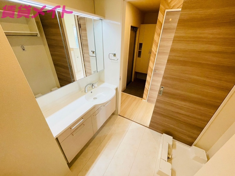洗面設備　別部屋参考写真
