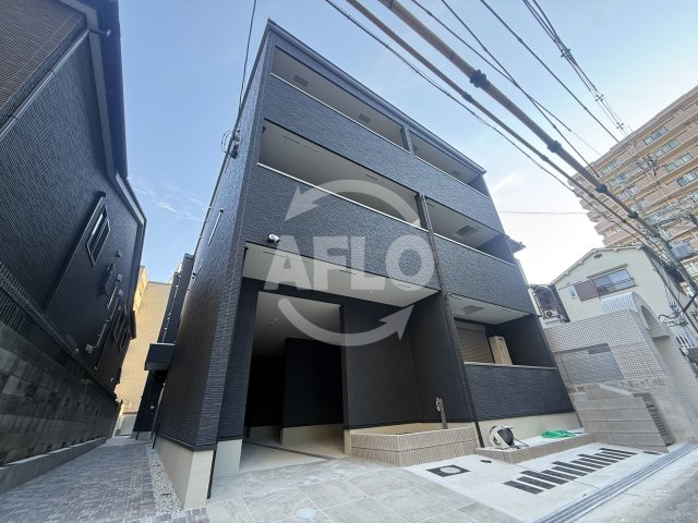 建物外観　CASA　PINO　SOLO　外観