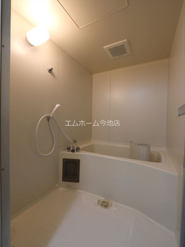 バス・シャワールーム　バスルーム（お風呂トイレ別）