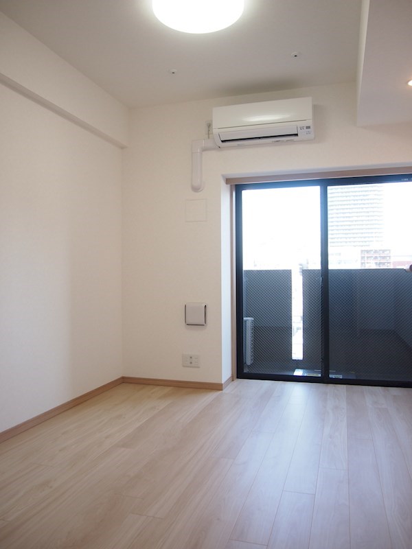 居室・リビング　落ち着いたキレイなお部屋です♪