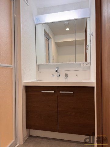 洗面設備　※同仕様写真です