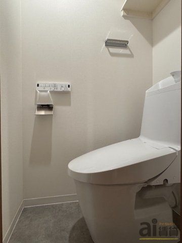 トイレ　※同仕様写真です