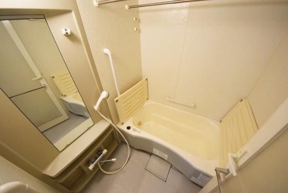 バス・シャワールーム　バス※別部屋参考写真