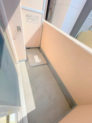 バルコニー　フロンティアタワー九条I
