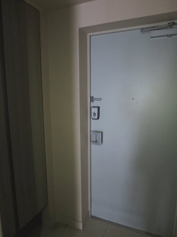 玄関　参考写真