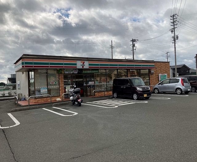 コンビニ　セブンイレブン　水守店（コンビニ）まで500m