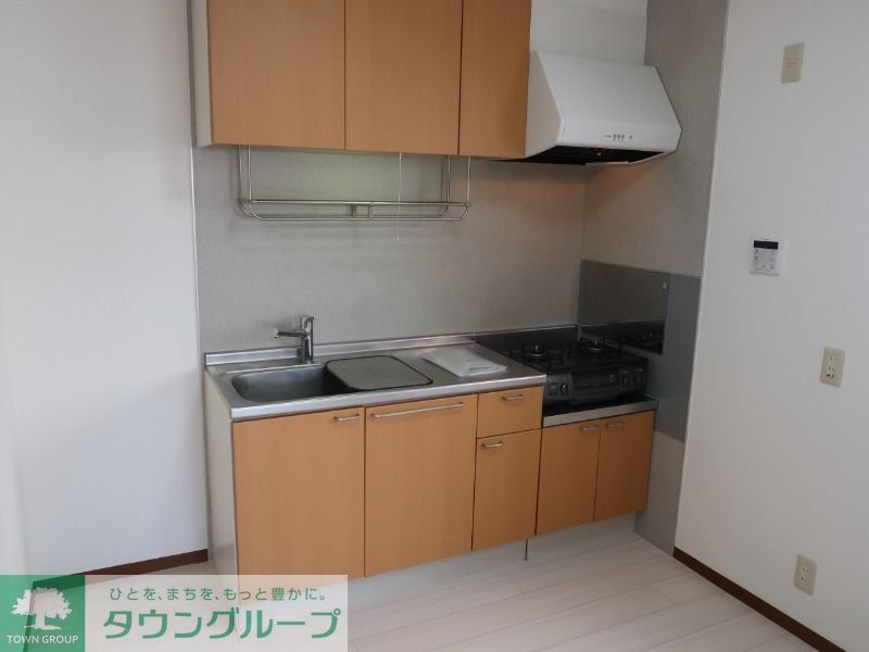 キッチン　※別部屋参考写真となります