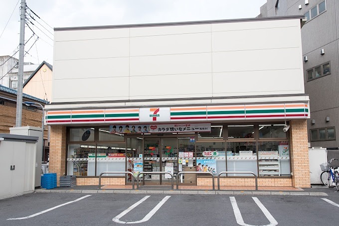 コンビニ　セブンイレブン 北区田端駅東店（コンビニ）まで28m