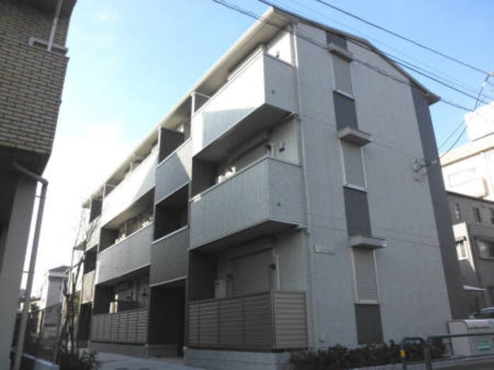 建物外観　日暮里舎人ライナー舎人駅徒歩５分（４００ｍ）