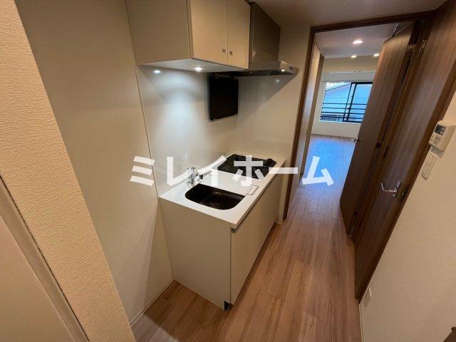 キッチン　同建物内、別のお部屋の参考写真になります。