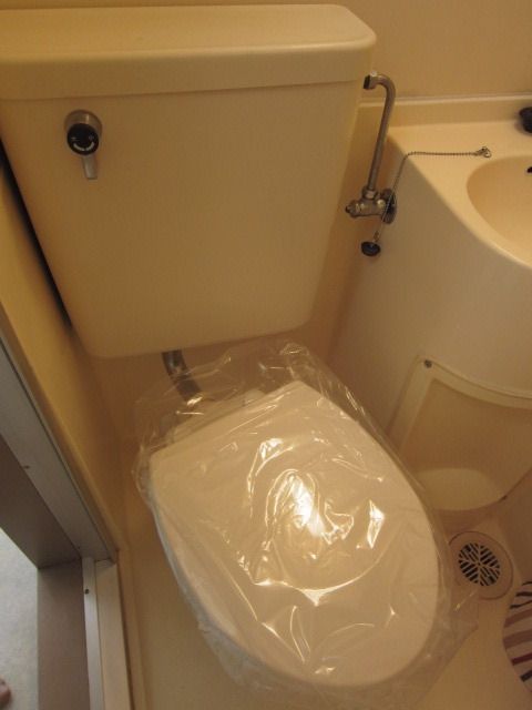 トイレ　別部屋参照