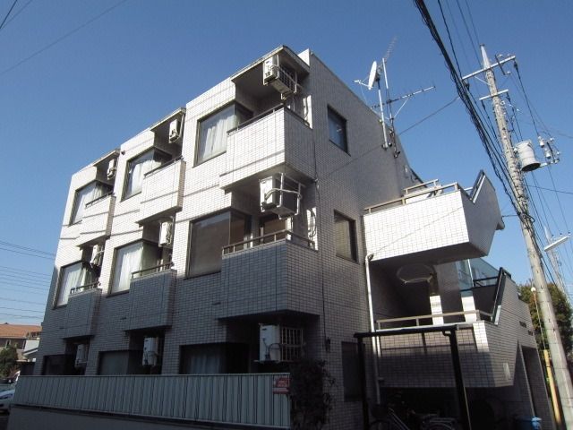 建物外観　★南向きで明るく丈夫な造りです★