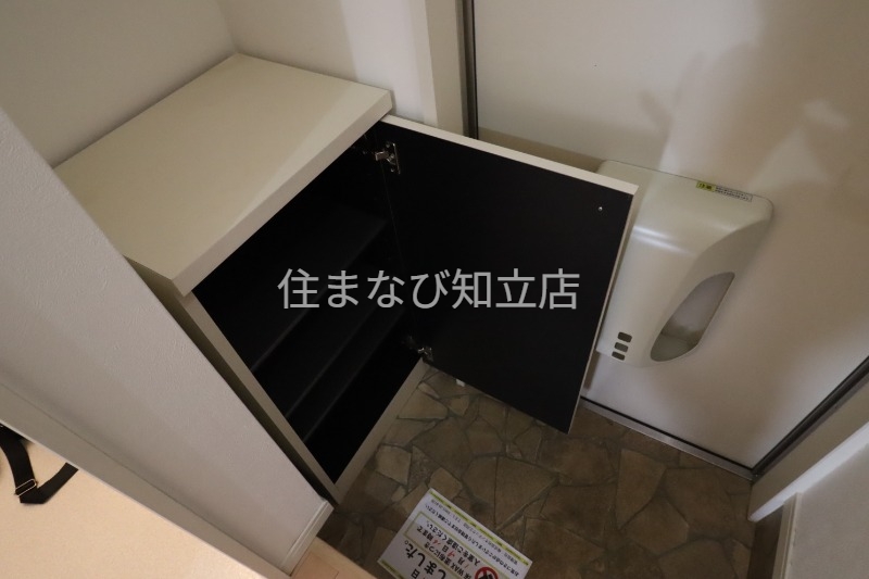 玄関　同型タイプ