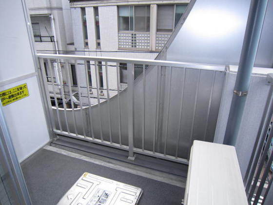 バルコニー　※別部屋の写真です