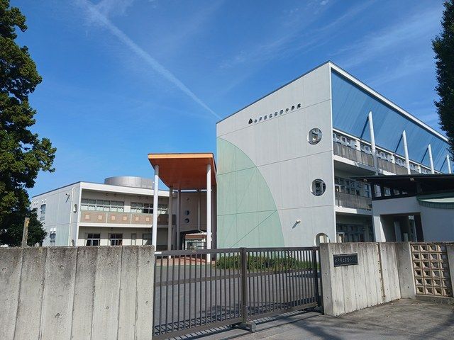 小学校　常磐小学校（小学校）まで550m