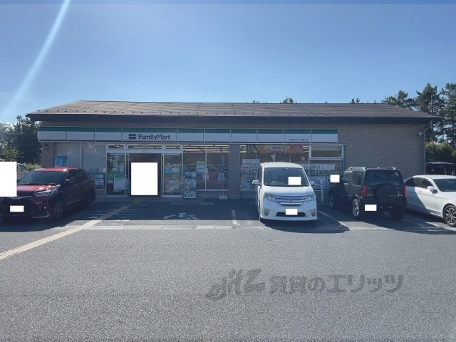 コンビニ　ファミリーマート彦根ミシガン通（コンビニ）まで650m