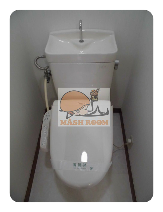トイレ　トイレもきれいです