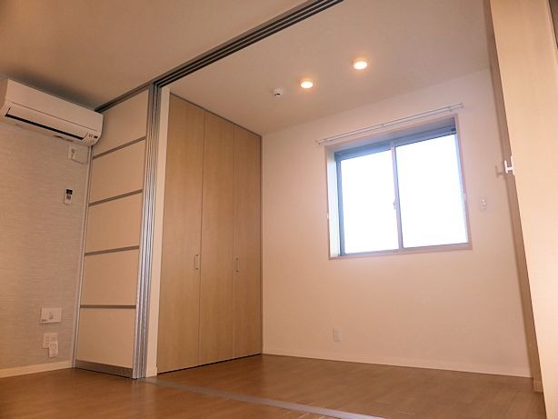 その他部屋・スペース　リビングとの引戸を開放して広々１Ｒとしても利用できます♪