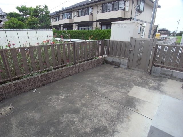 庭　専用庭