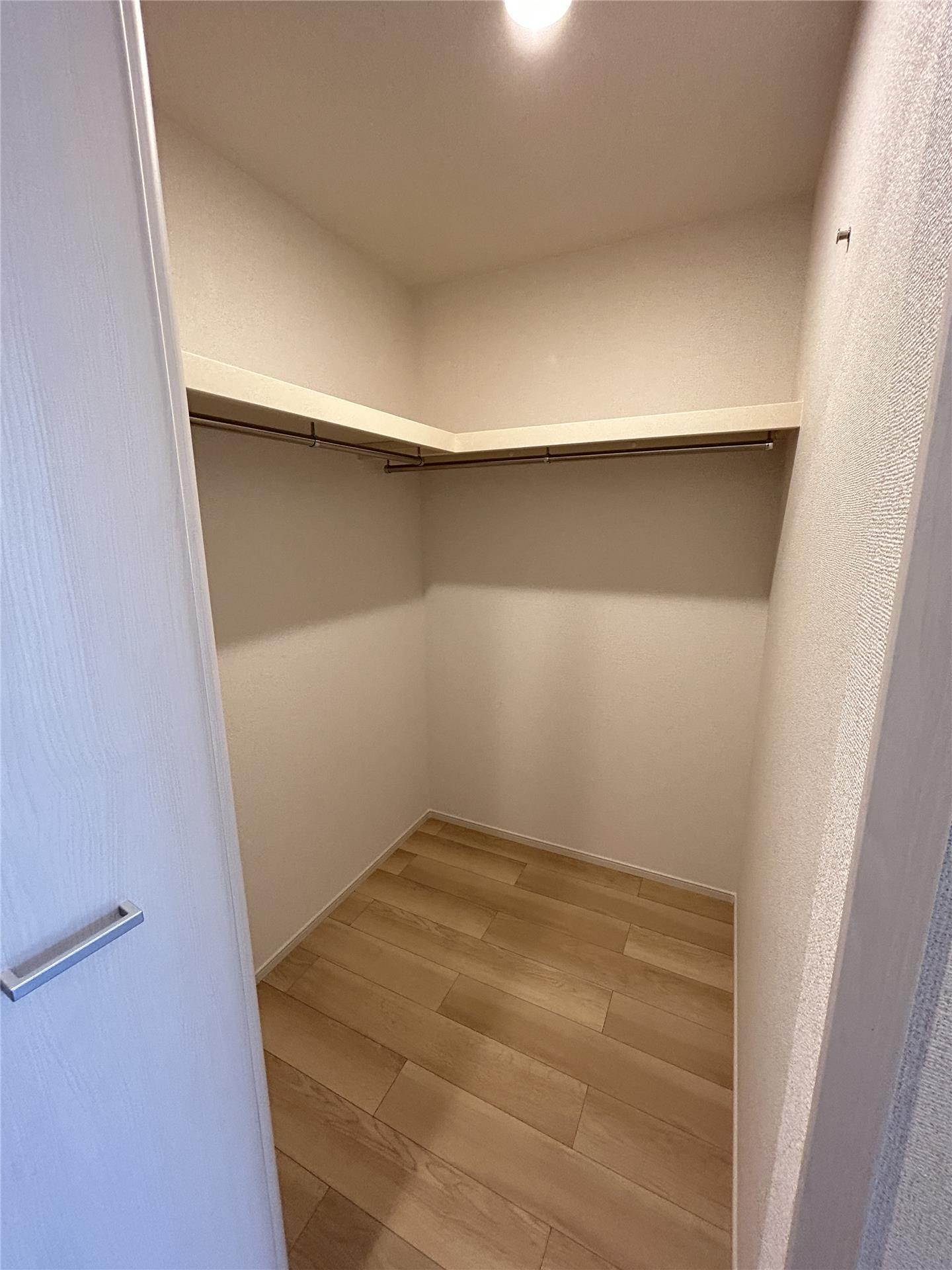 収納　ウォークインクローゼット