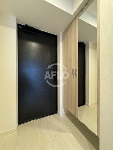 玄関　S-RESIDENCE難波大国町Tres　(エスレジデンスナ