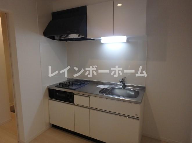 キッチン　コンパクトなキッチンで掃除もラクラク