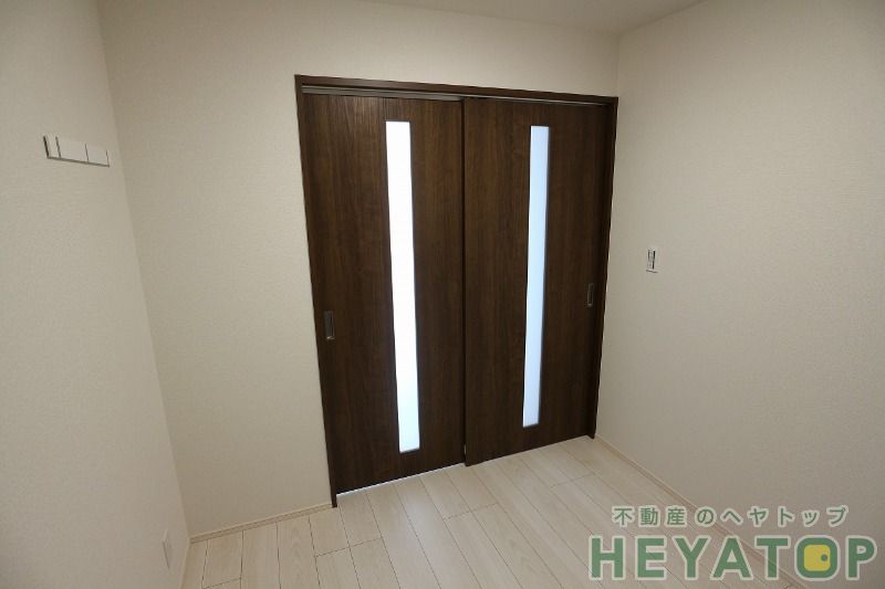 その他部屋・スペース　洋室３帖